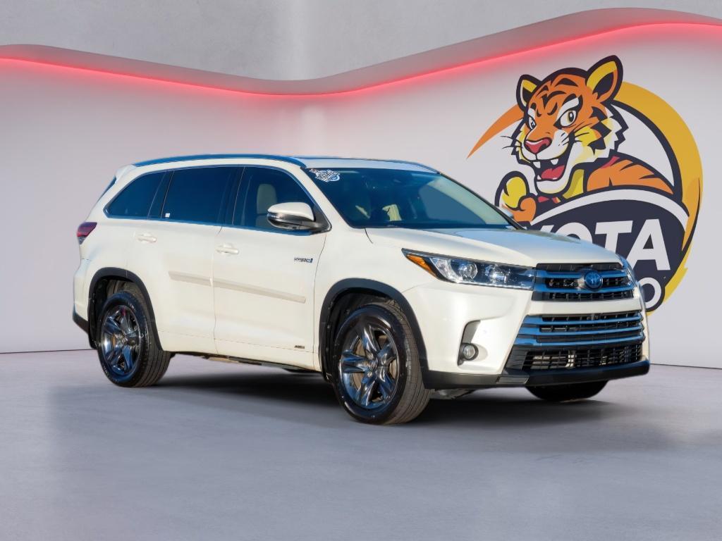 used 2018 Toyota Highlander Hybrid car, priced at $20,089