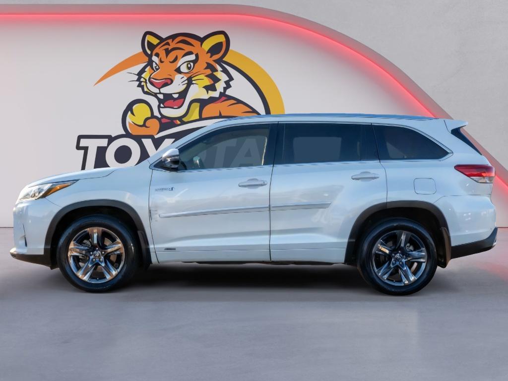 used 2018 Toyota Highlander Hybrid car, priced at $20,089