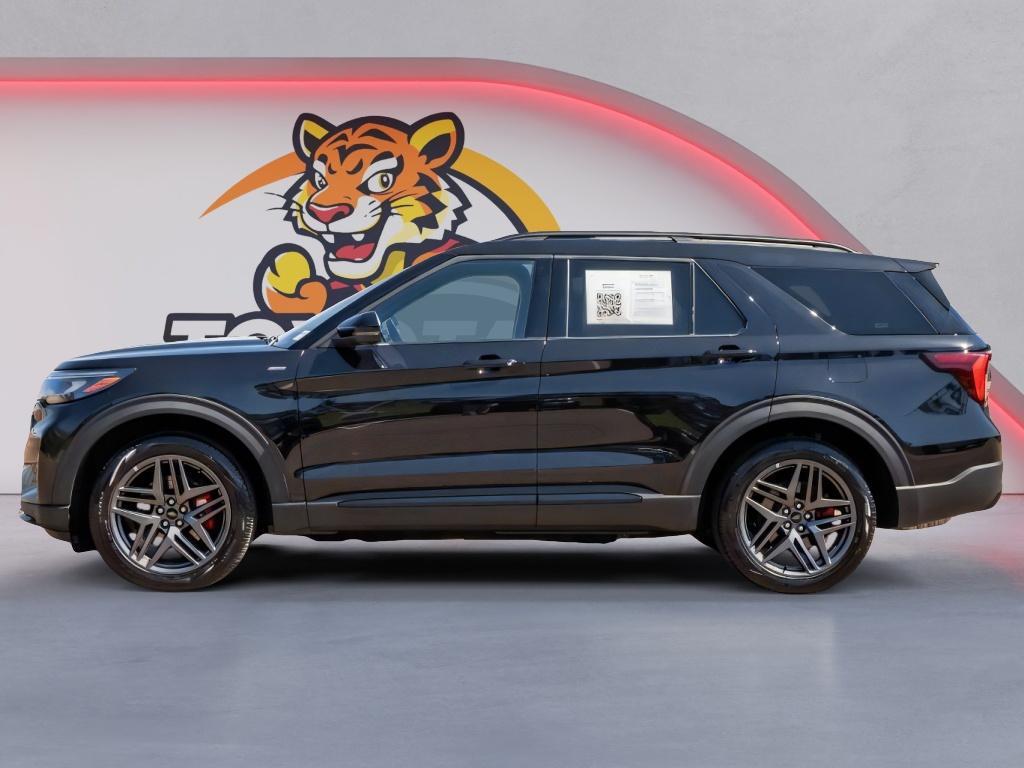 used 2025 Ford Explorer car, priced at $38,125