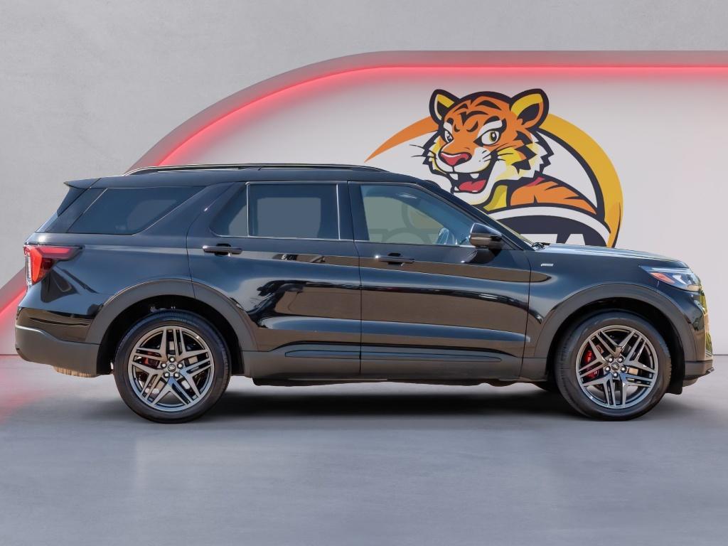 used 2025 Ford Explorer car, priced at $38,125