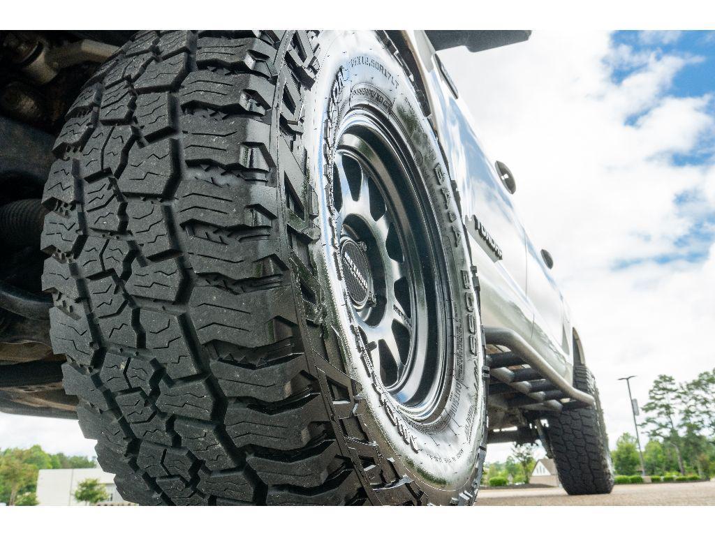 used 2018 Toyota Tundra car, priced at $19,757