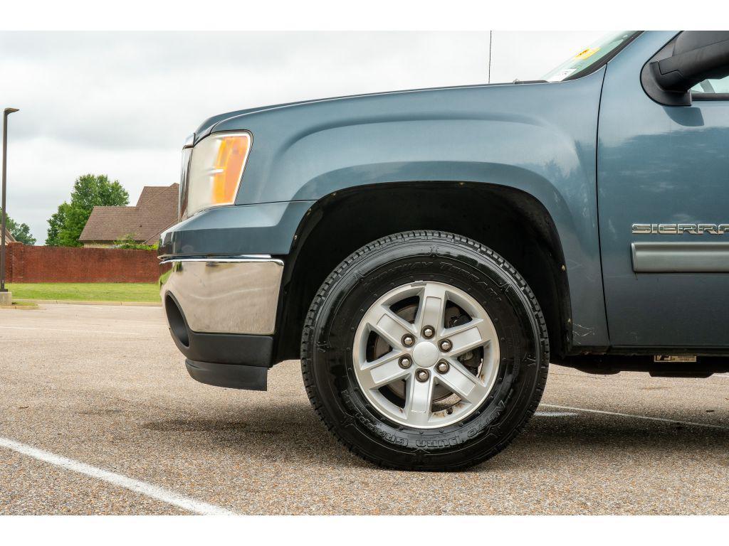 used 2013 GMC Sierra 1500 car, priced at $17,291