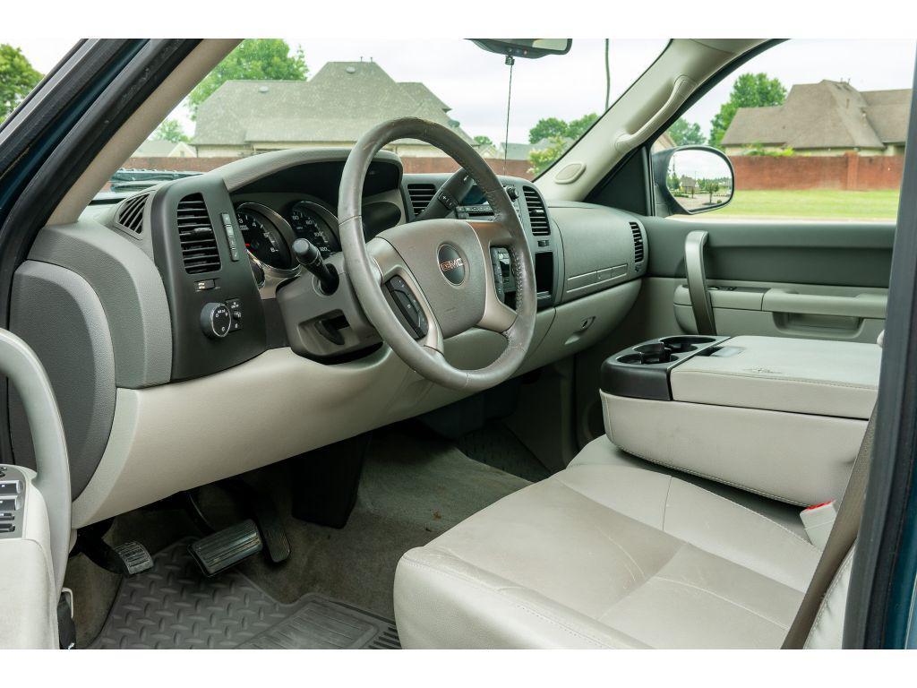 used 2013 GMC Sierra 1500 car, priced at $17,291