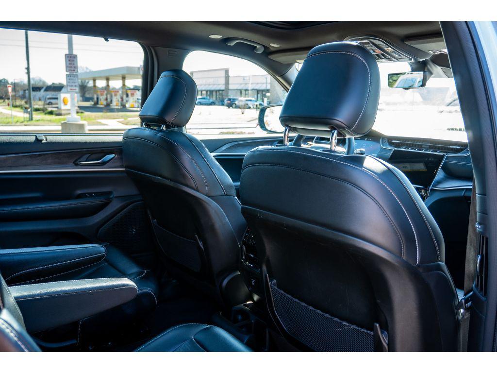 used 2024 Jeep Grand Cherokee L car, priced at $31,275