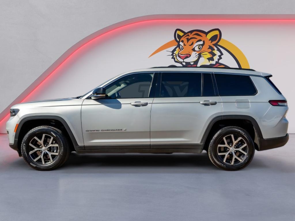 used 2024 Jeep Grand Cherokee L car, priced at $31,275