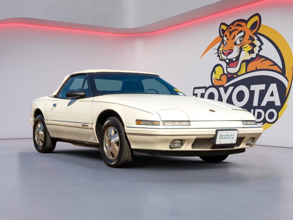 used 1990 Buick Reatta car, priced at $12,858