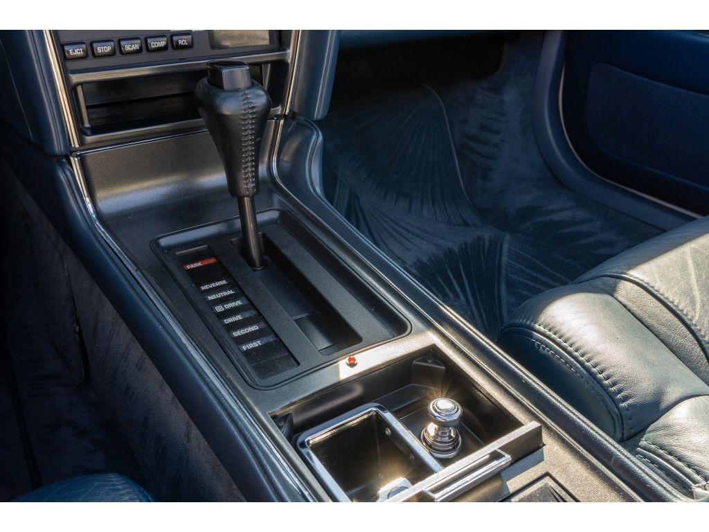 used 1990 Buick Reatta car, priced at $12,858