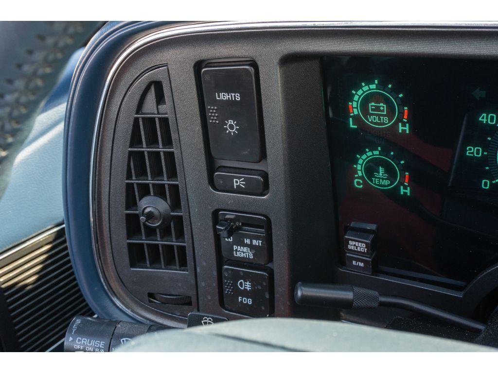 used 1990 Buick Reatta car, priced at $12,858