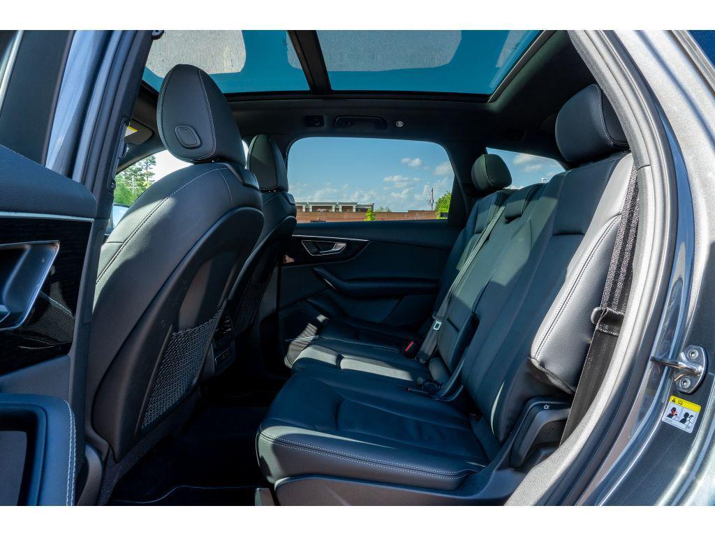 used 2025 Audi Q7 car, priced at $45,374