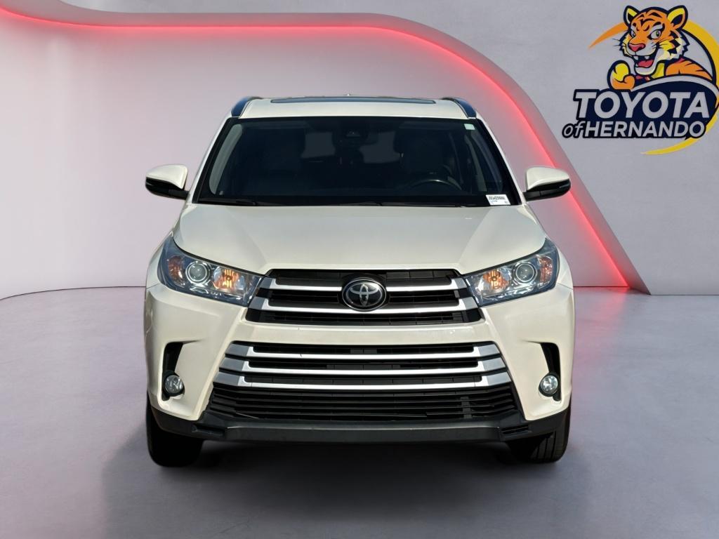 used 2018 Toyota Highlander car, priced at $19,432