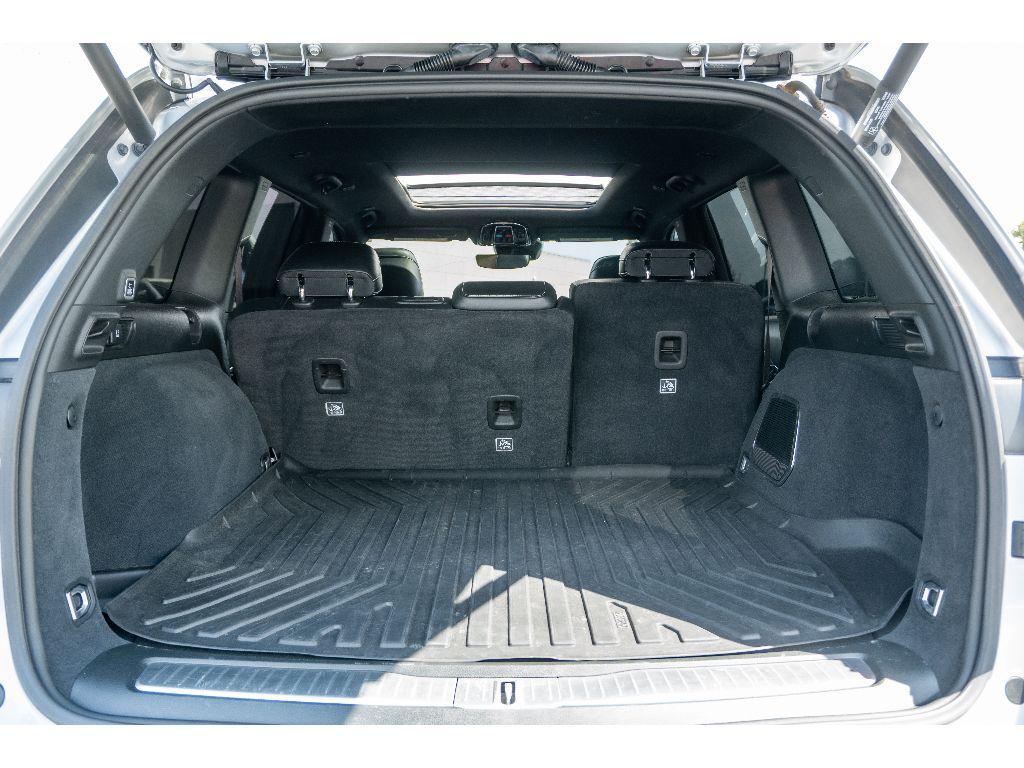 used 2023 Jeep Grand Cherokee car, priced at $34,069