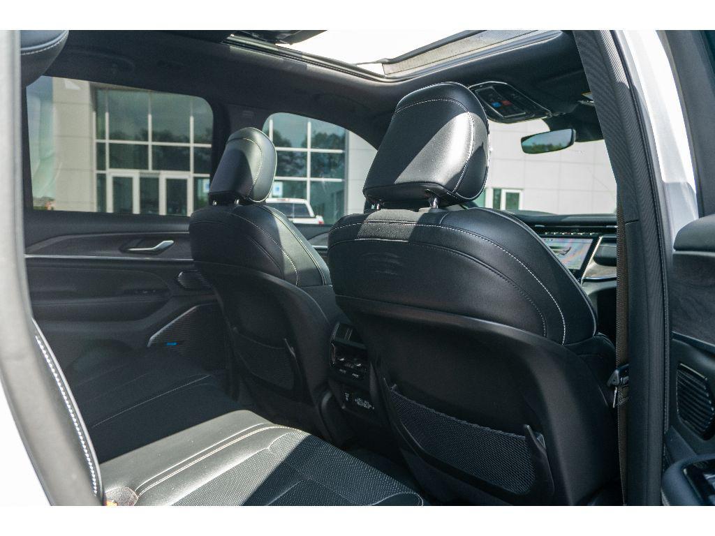 used 2023 Jeep Grand Cherokee car, priced at $34,069