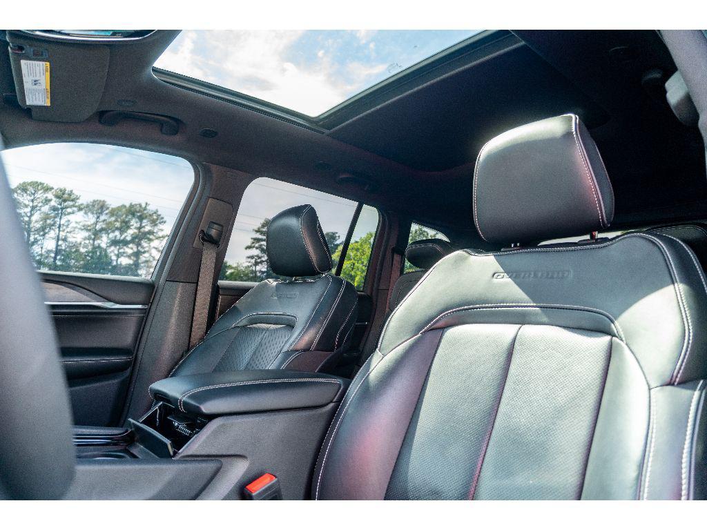 used 2023 Jeep Grand Cherokee car, priced at $34,069