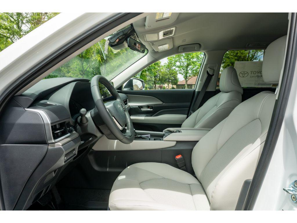 new 2026 Toyota Grand Highlander car, priced at $52,154