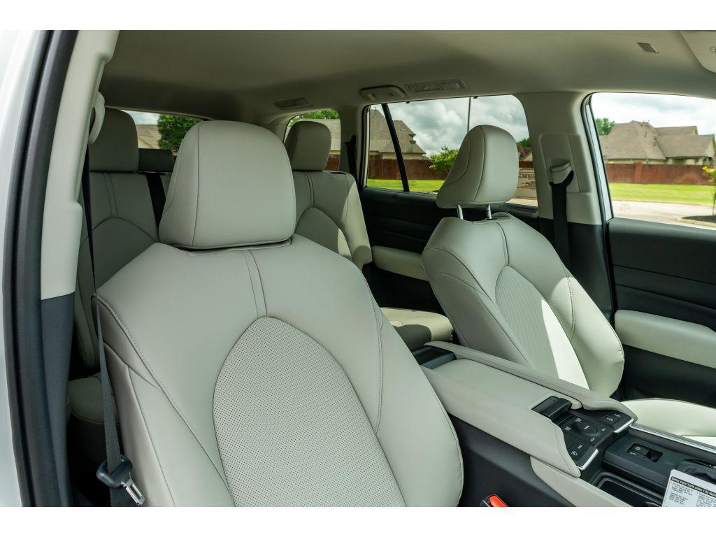 new 2026 Toyota Grand Highlander car, priced at $52,154