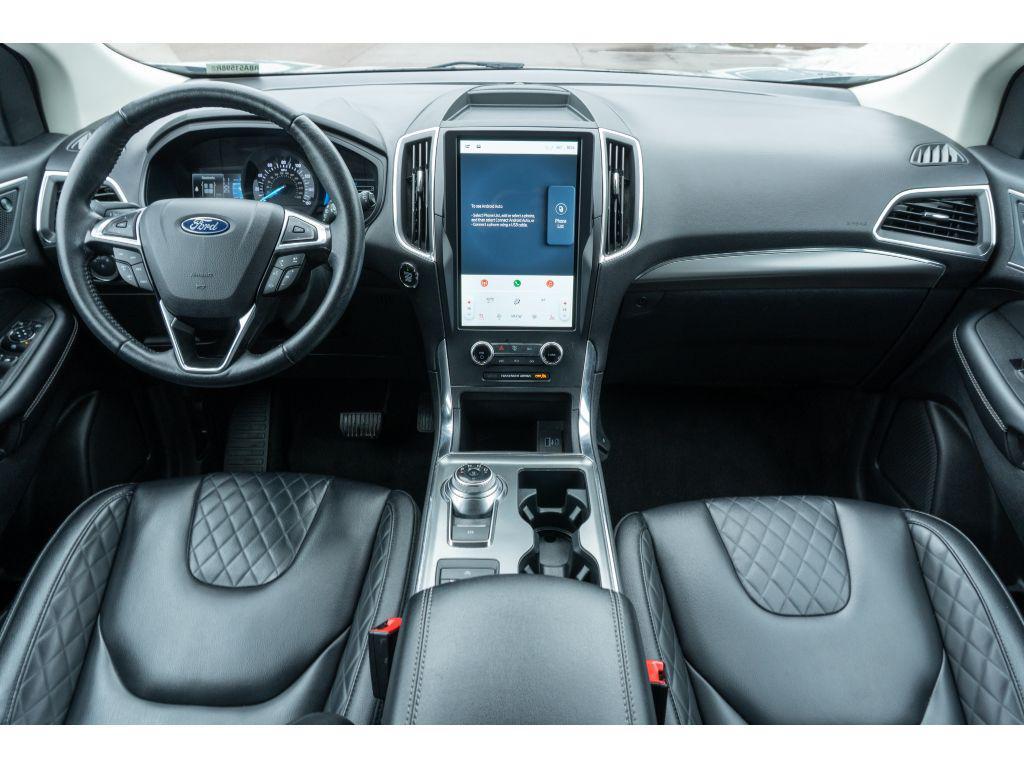 used 2024 Ford Edge car, priced at $25,262
