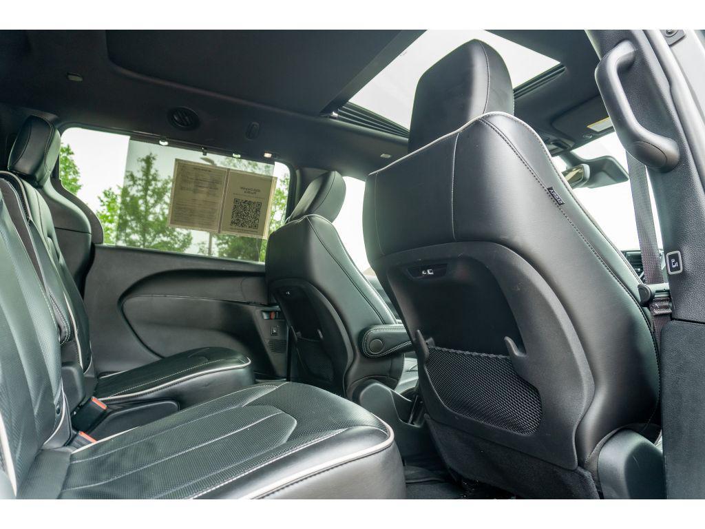 used 2025 Chrysler Pacifica car, priced at $39,191