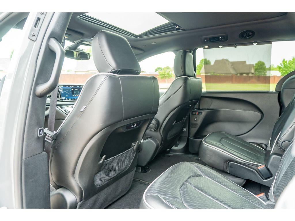 used 2025 Chrysler Pacifica car, priced at $39,191
