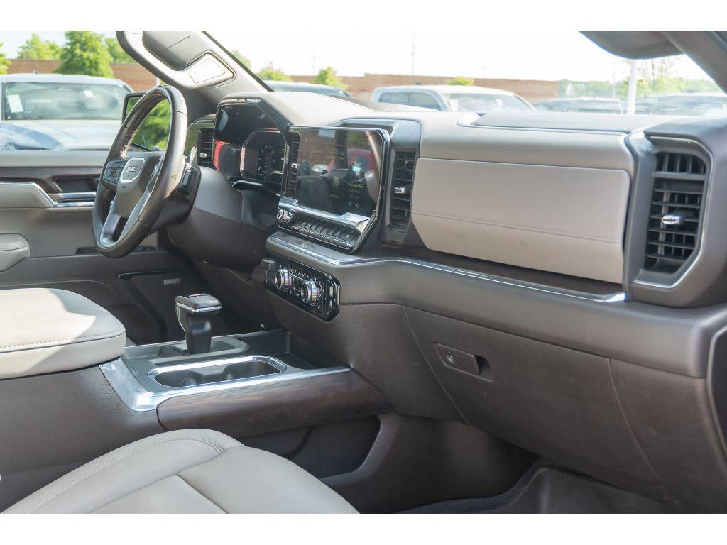 used 2024 GMC Sierra 1500 car, priced at $43,424