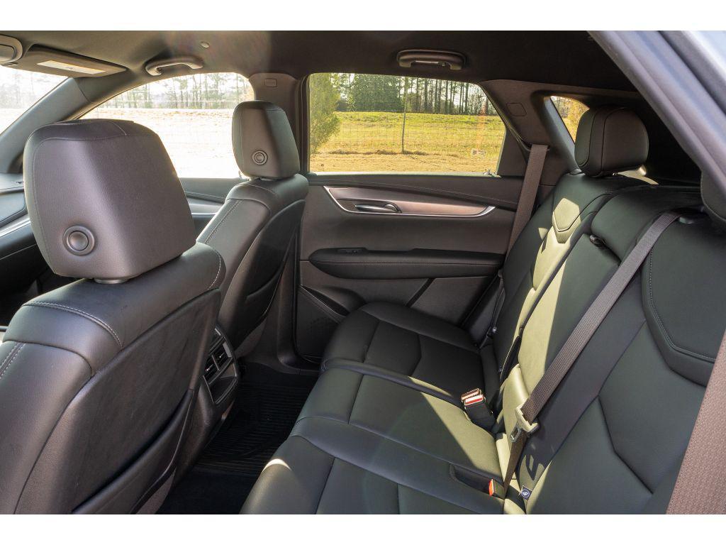 used 2021 Cadillac XT5 car, priced at $25,210