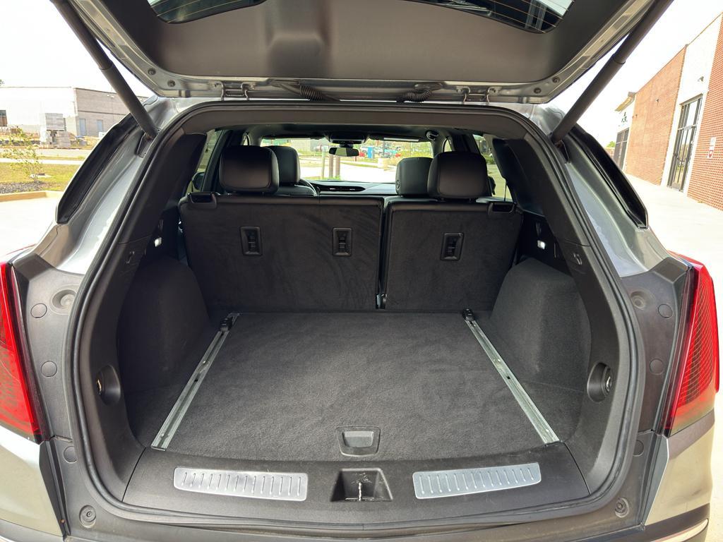 used 2023 Cadillac XT5 car, priced at $28,304