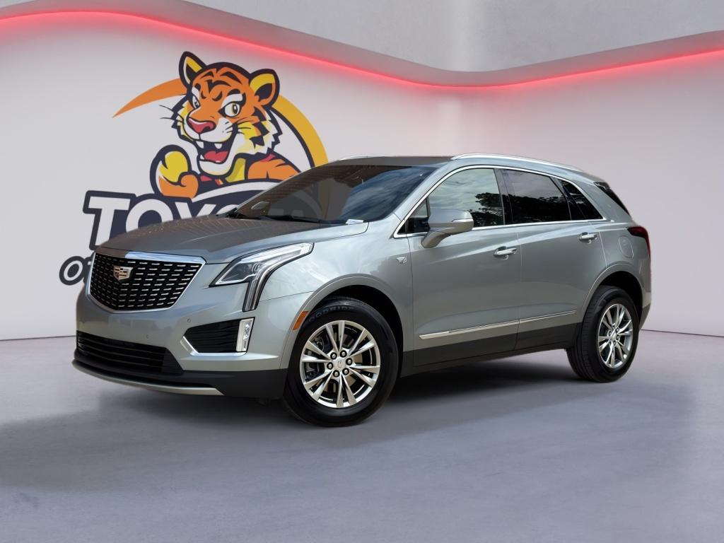 used 2023 Cadillac XT5 car, priced at $28,304
