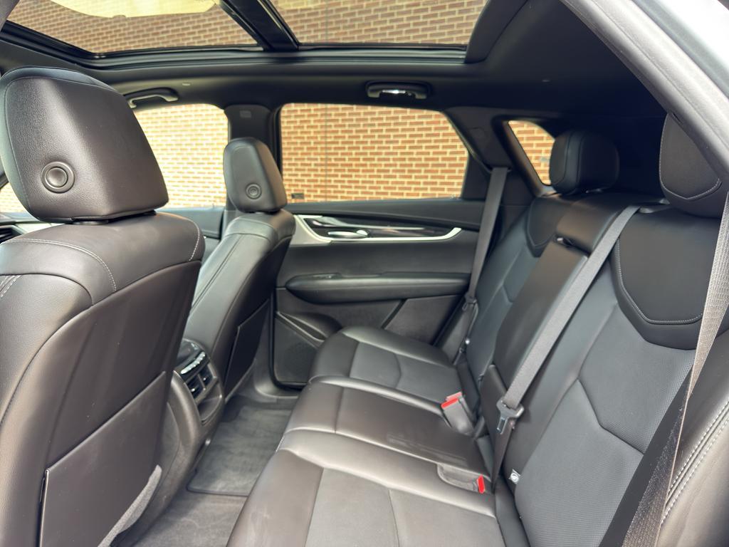 used 2023 Cadillac XT5 car, priced at $28,304