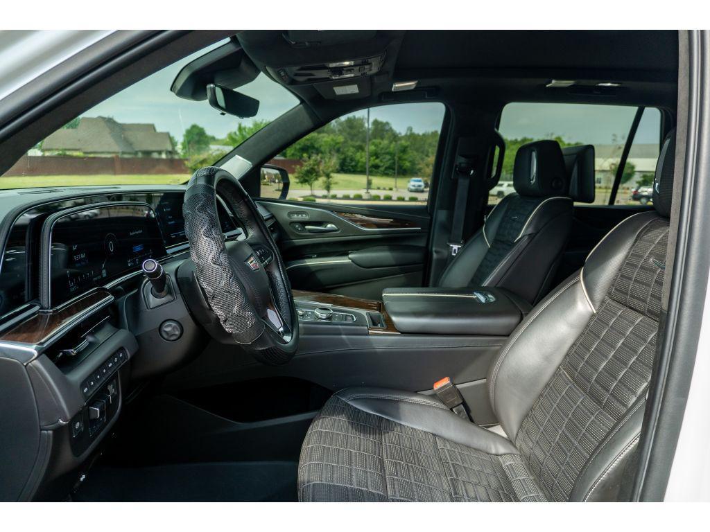 used 2022 Cadillac Escalade car, priced at $75,367