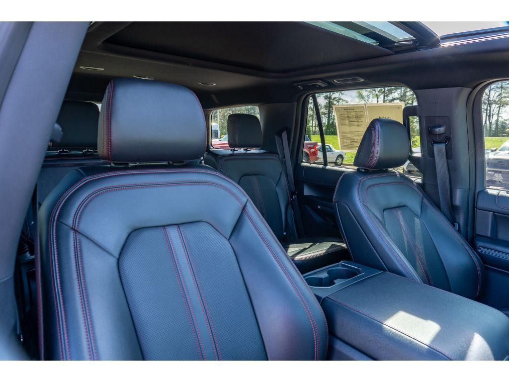 used 2024 Ford Expedition car, priced at $59,400