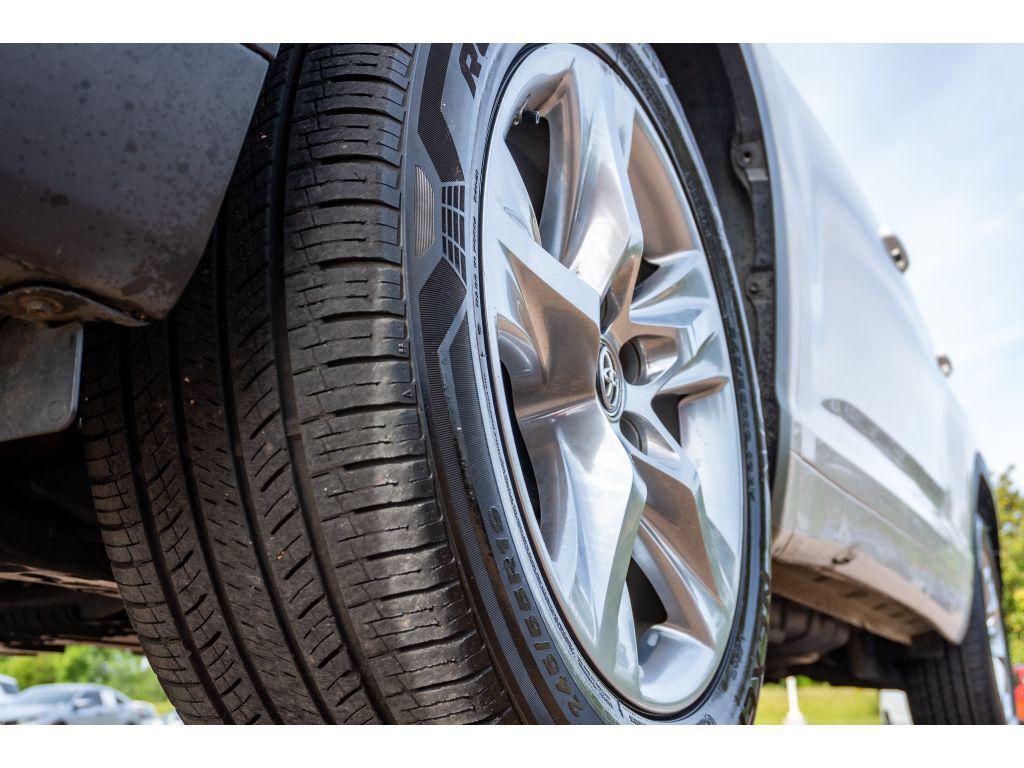 used 2016 Toyota Highlander car, priced at $14,867