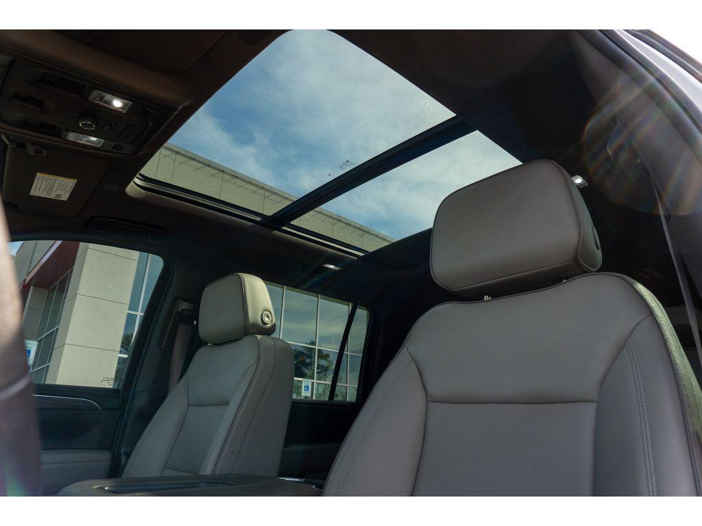 used 2023 GMC Yukon XL car, priced at $41,514