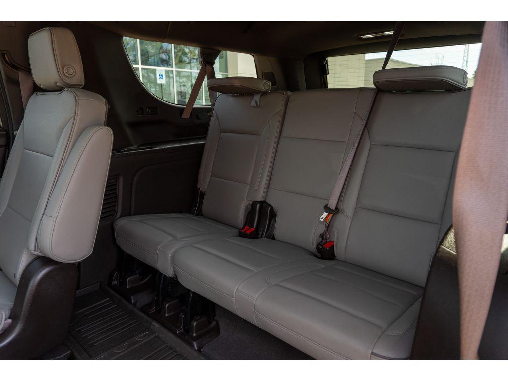 used 2023 GMC Yukon XL car, priced at $41,514