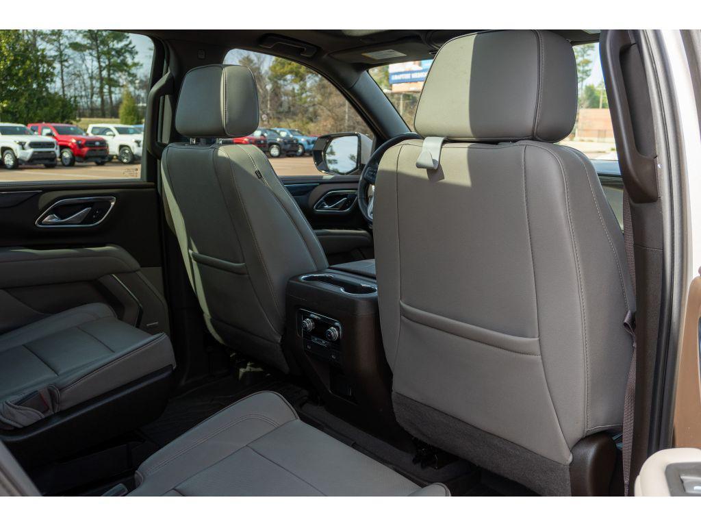 used 2023 GMC Yukon XL car, priced at $41,514