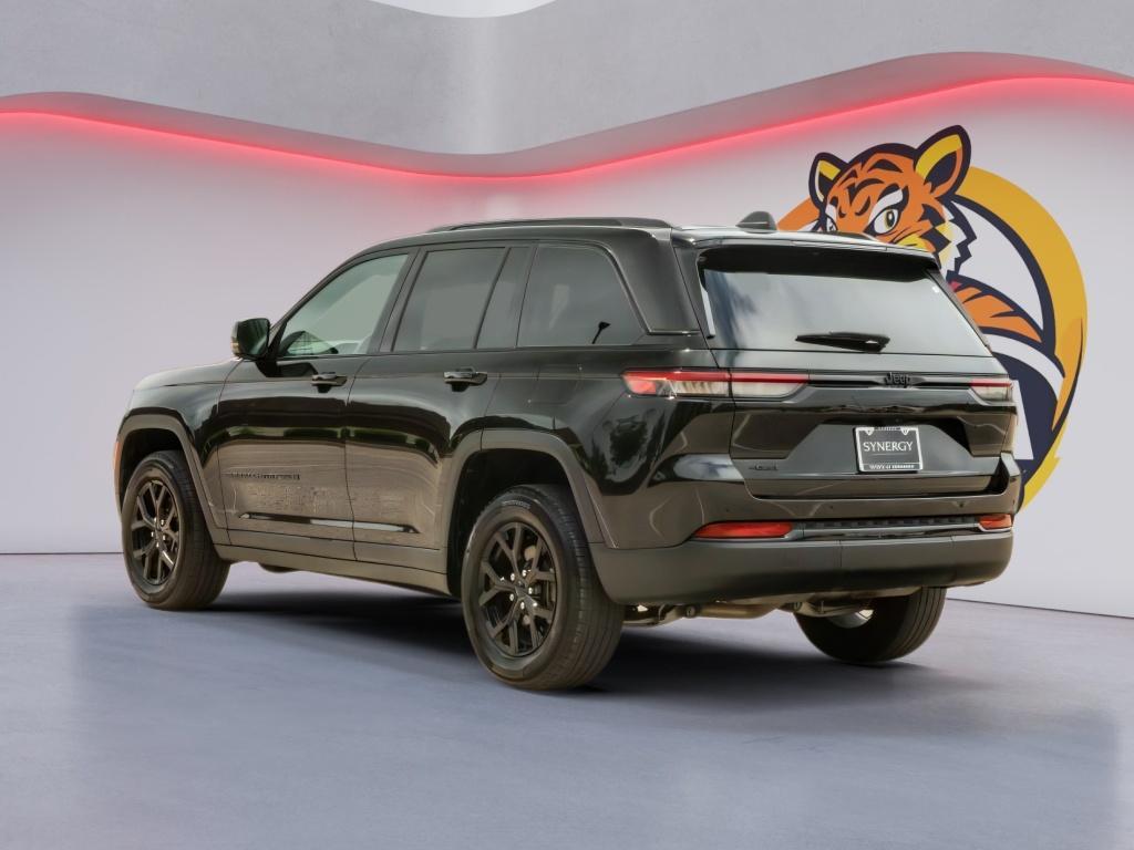 used 2025 Jeep Grand Cherokee car, priced at $37,622