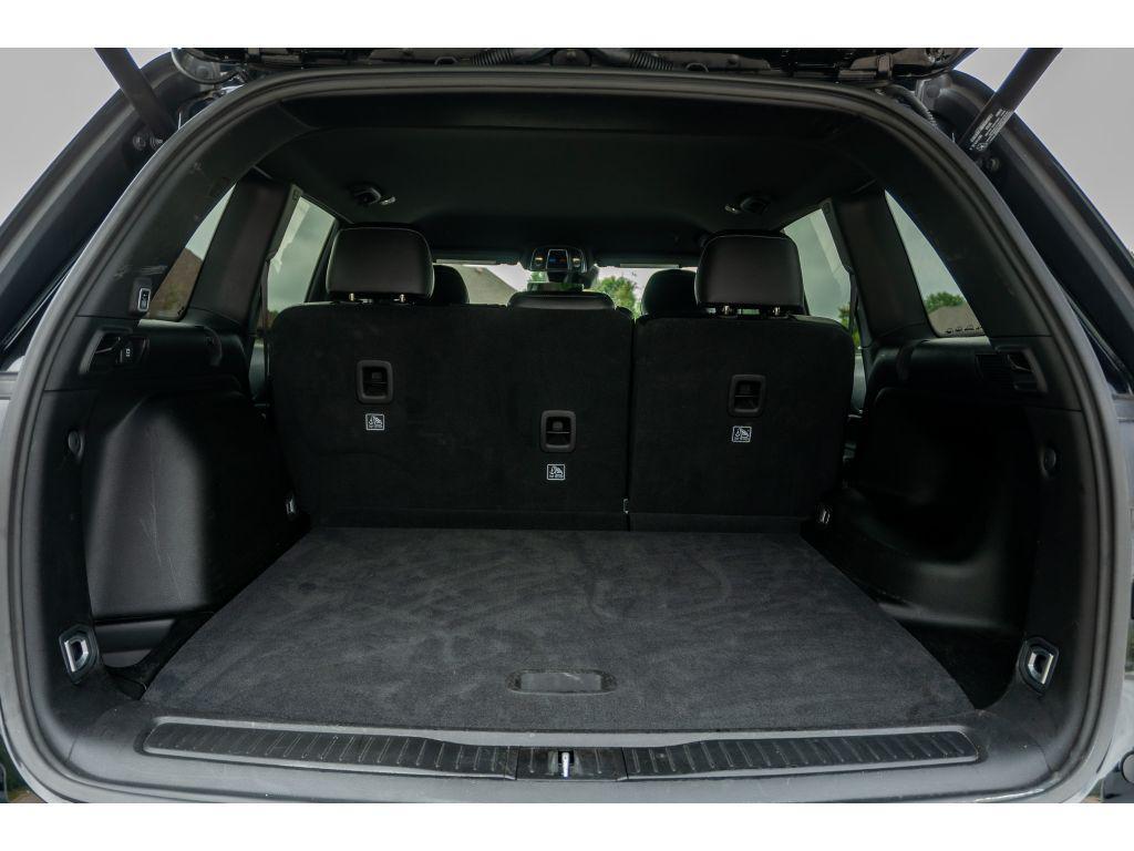used 2025 Jeep Grand Cherokee car, priced at $37,622