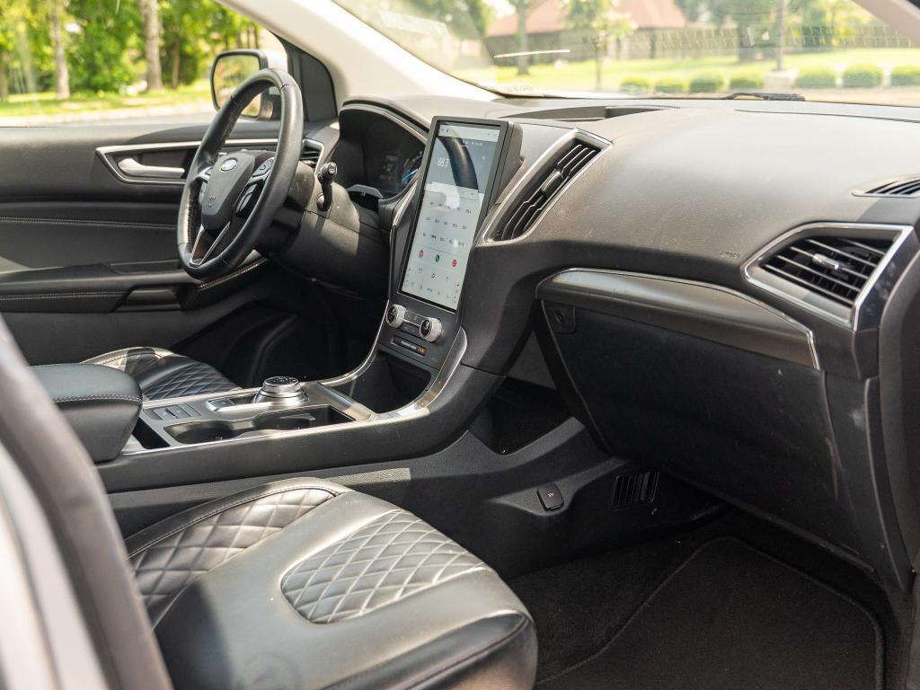used 2024 Ford Edge car, priced at $26,529