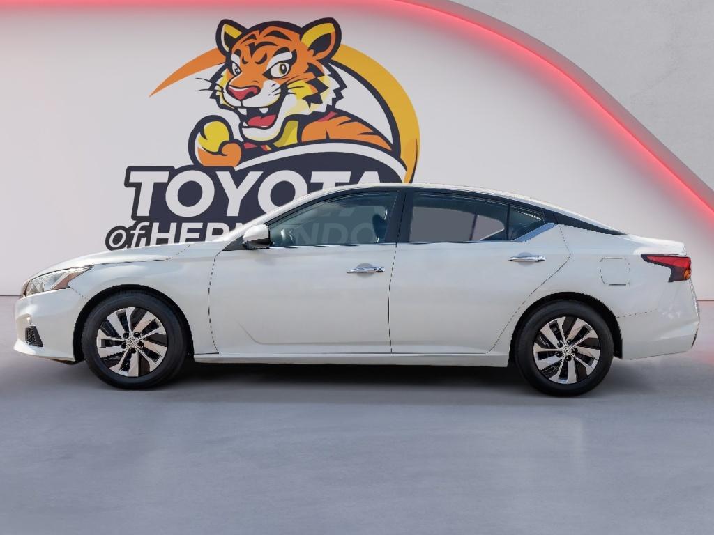 used 2022 Nissan Altima car, priced at $18,142