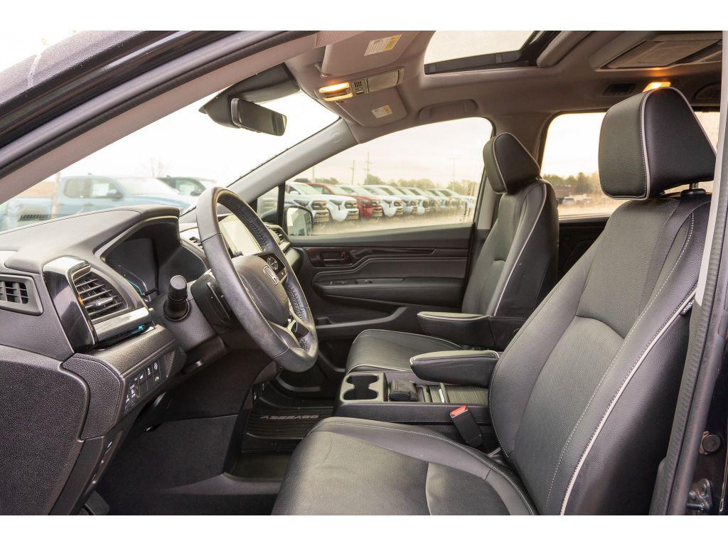used 2024 Honda Odyssey car, priced at $44,200