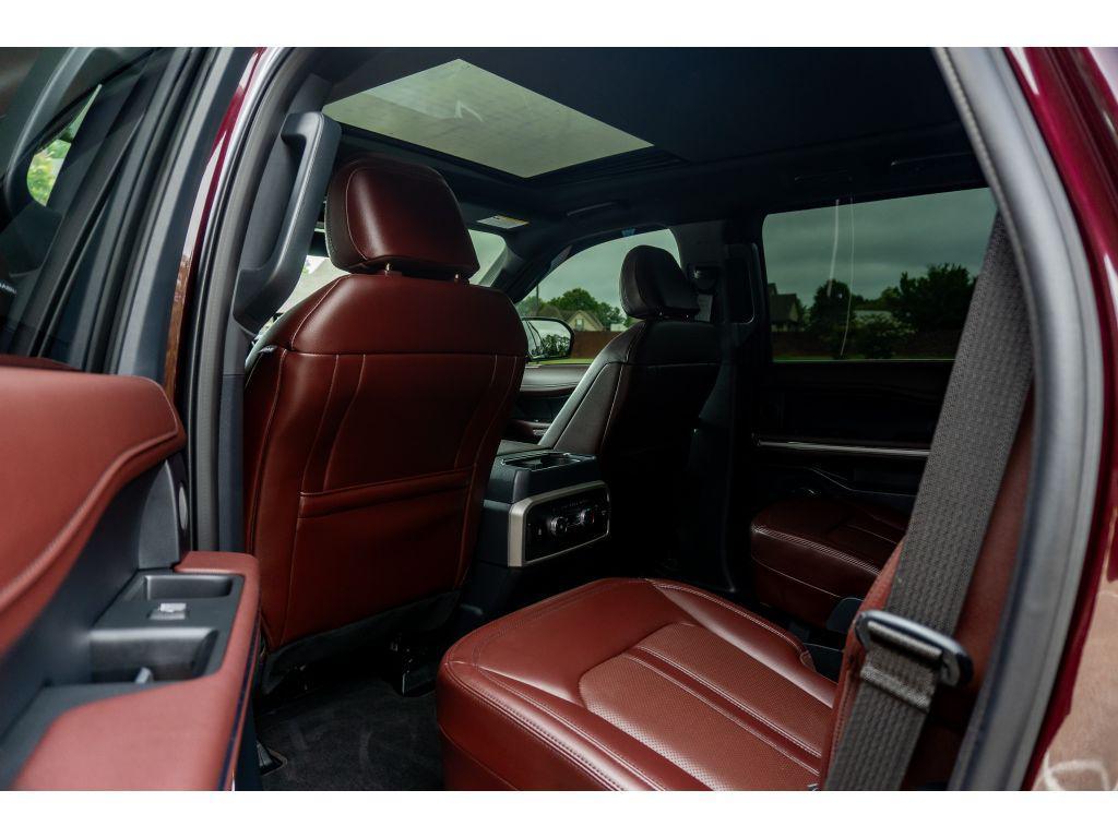 used 2024 Ford Expedition car, priced at $61,575