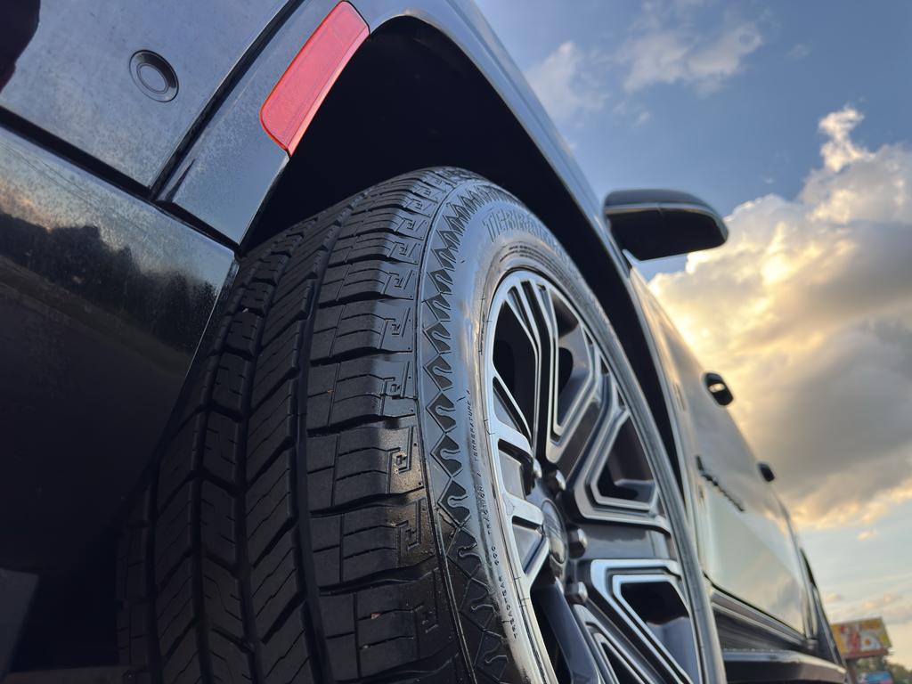 used 2024 Jeep Wagoneer L car, priced at $41,383