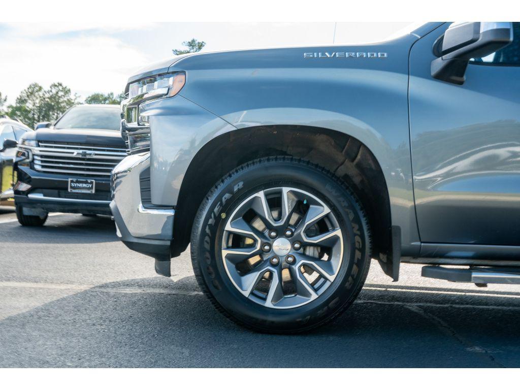 used 2021 Chevrolet Silverado 1500 car, priced at $31,596