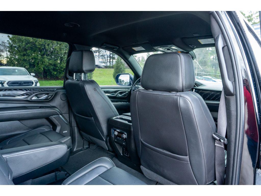 used 2023 GMC Yukon car, priced at $53,639