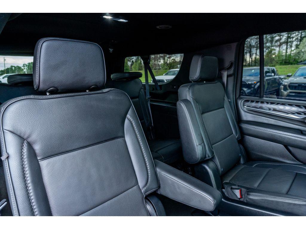 used 2023 GMC Yukon car, priced at $53,639