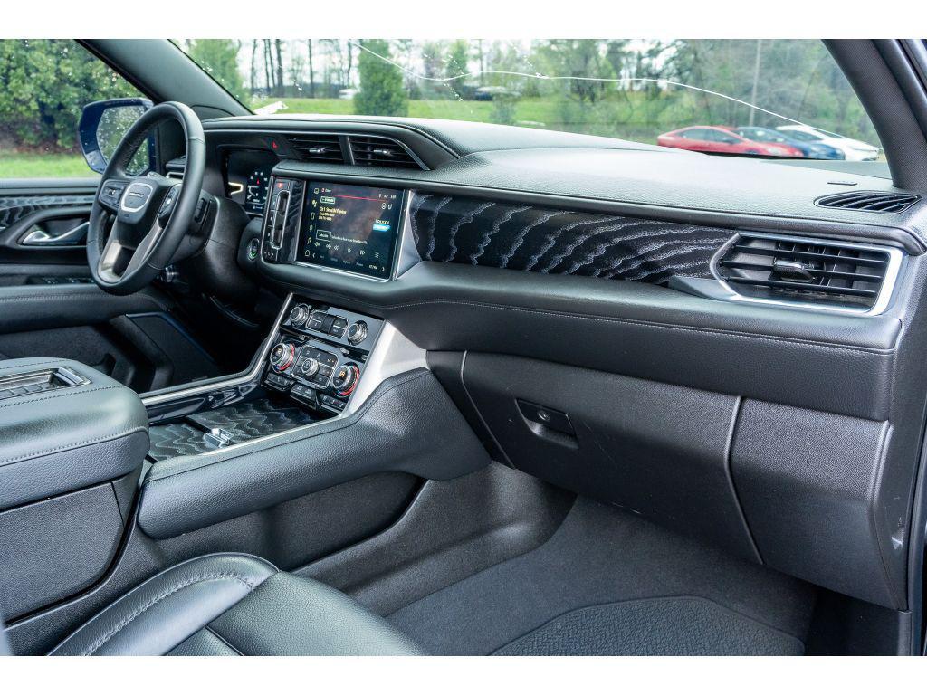 used 2023 GMC Yukon car, priced at $53,639