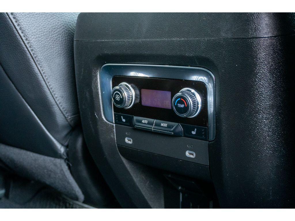 used 2023 GMC Yukon car, priced at $53,639