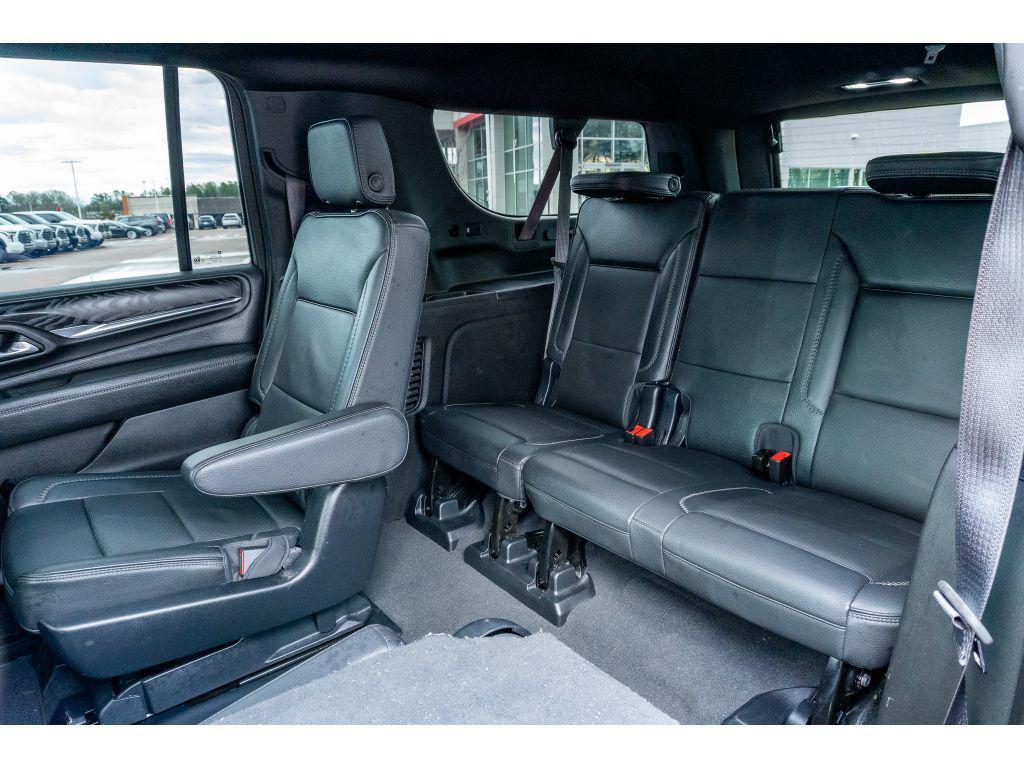 used 2023 GMC Yukon car, priced at $53,639