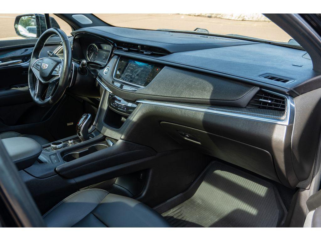 used 2021 Cadillac XT5 car, priced at $31,041