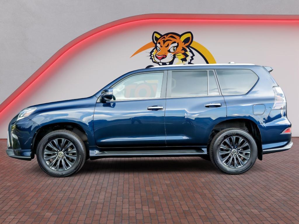 used 2023 Lexus GX 460 car, priced at $52,413