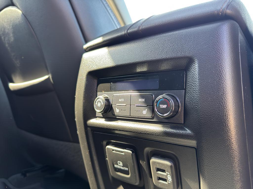 used 2022 Chevrolet Traverse car, priced at $35,992