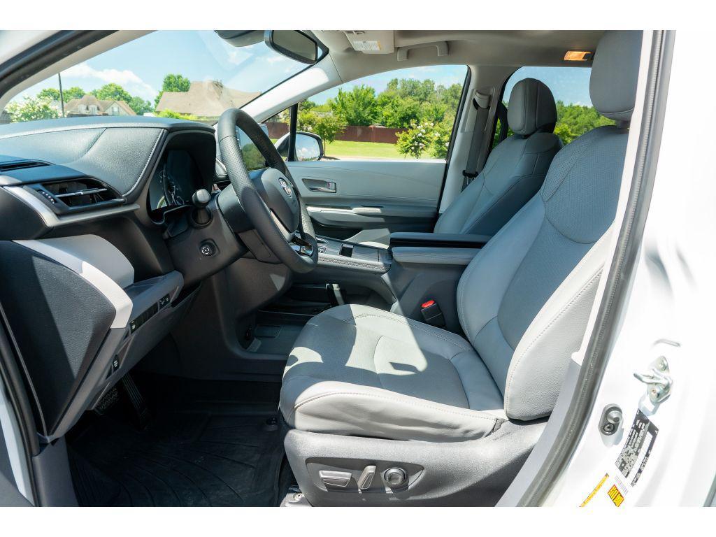 used 2022 Toyota Sienna car, priced at $44,425